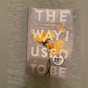 The Way I Used to Be by Amber Smith (used)